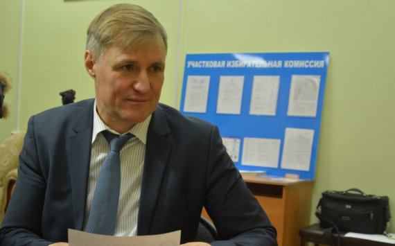 Хабаровский депутат Сергей Луговской «прикрепился» к избирательному участку № 160