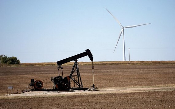 Экономист Чирков спрогнозировал рост цен на нефть при эскалации между Индией и Пакистаном