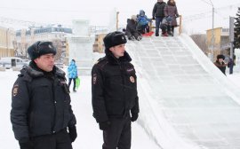 В Хабаровском крае обеспечивать безопасность во время новогодних праздников будут свыше 1,7 тыс. полицейских