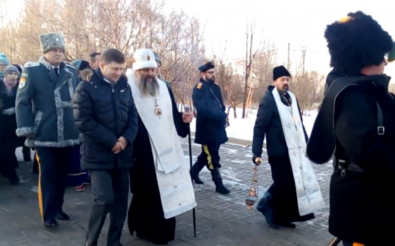 Хабаровский губернатор принял участие в праздновании Крещения Господня